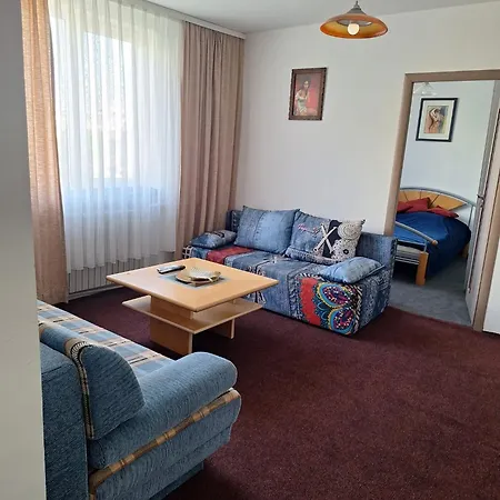 Apartament Cazino- Acvariu アパート コンスタンツァ